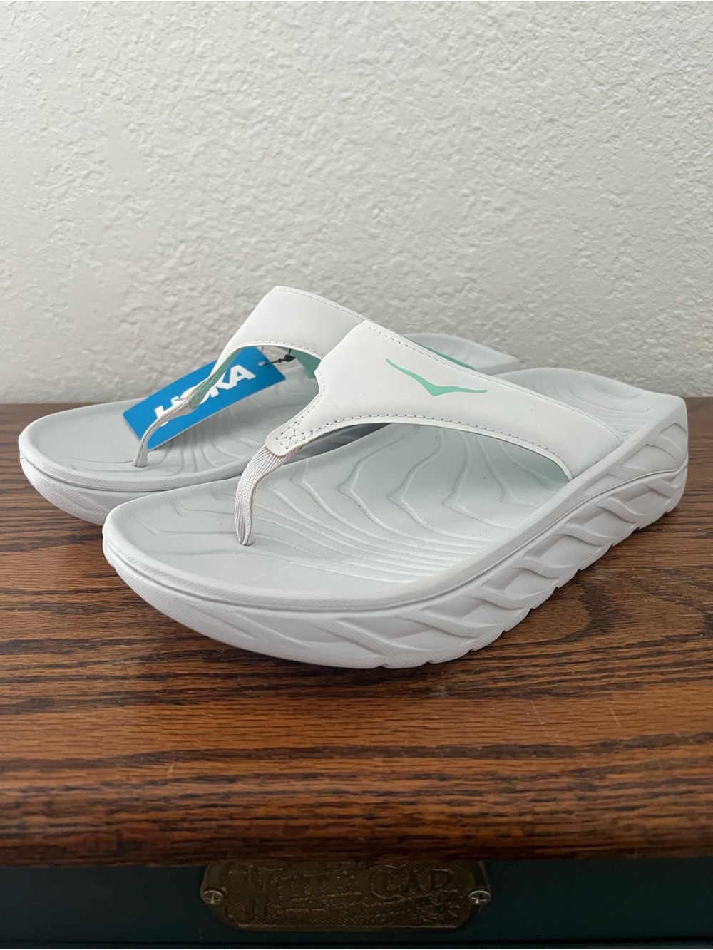 HOKA Ora Recovery Flip Flop Cosmic Grey/Seafoam Size 9 NWT